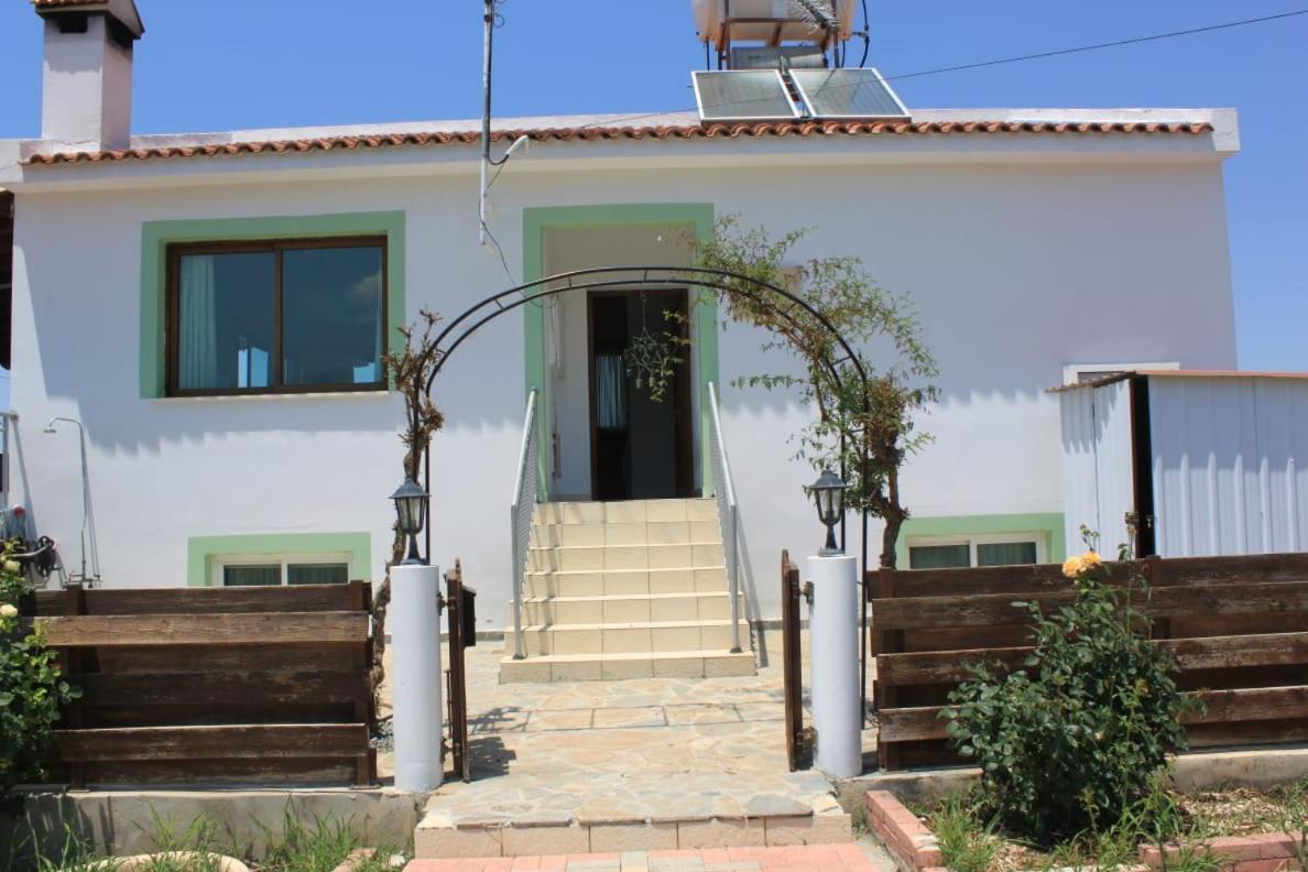 Yiannos House Evrykhou Exterior foto